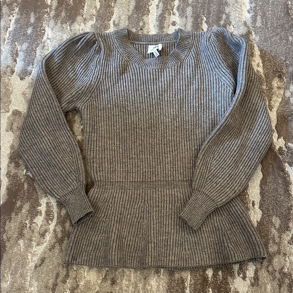 dRA Los Angeles Ribbed Knit Sweater